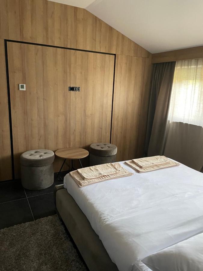 Pampas Apartments Mreznica Duga Resa Ngoại thất bức ảnh