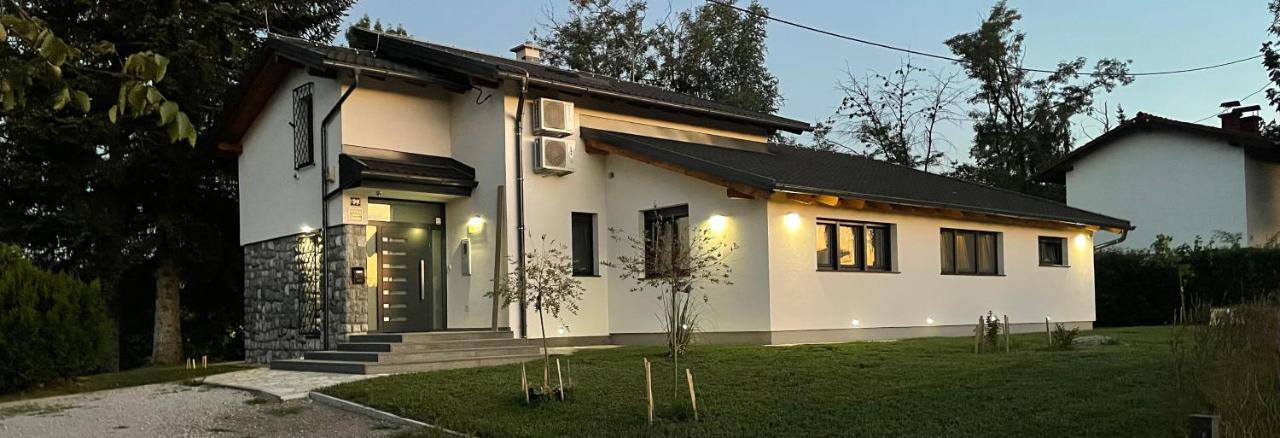 Pampas Apartments Mreznica Duga Resa Ngoại thất bức ảnh