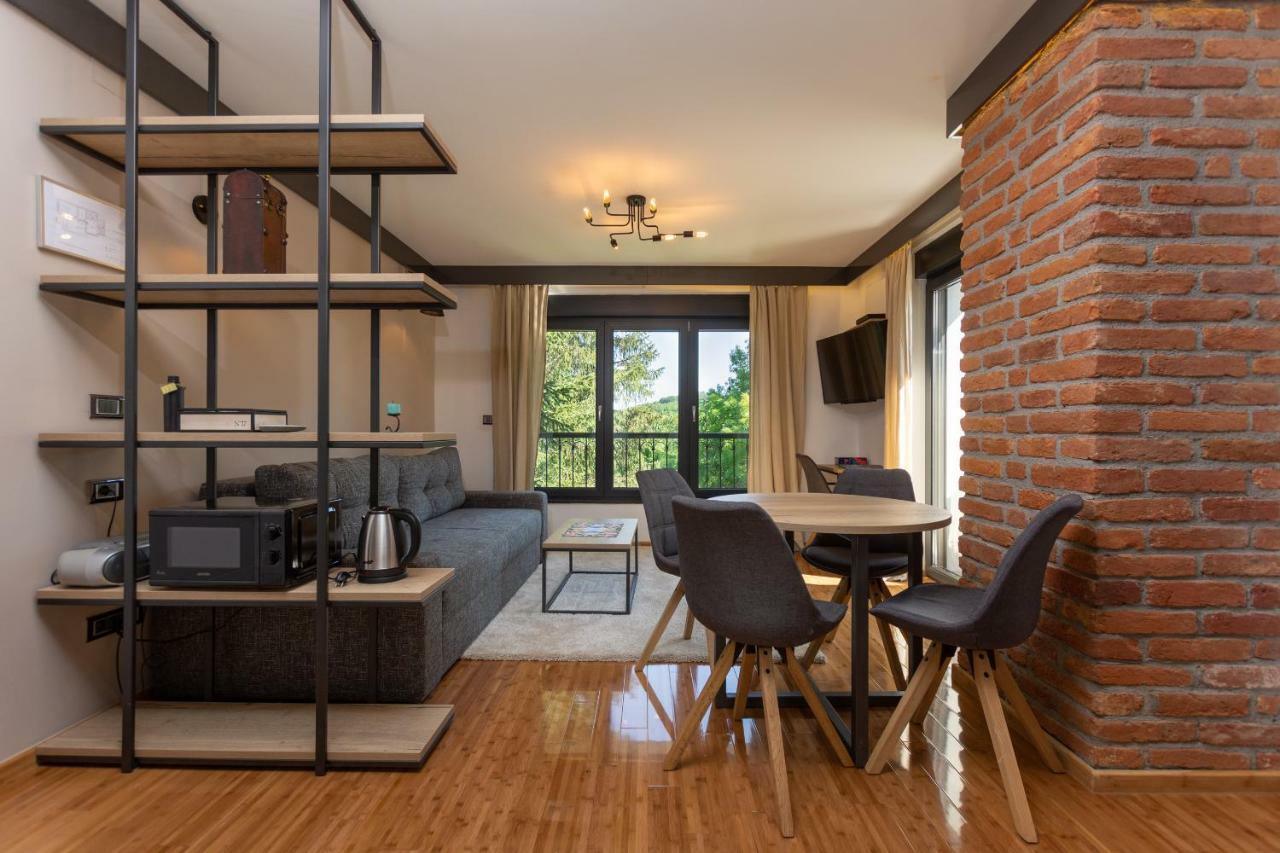 Pampas Apartments Mreznica Duga Resa Ngoại thất bức ảnh